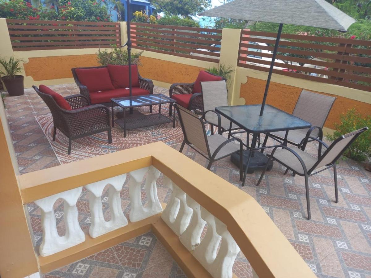 Brytan Villa Treasure Beach Εξωτερικό φωτογραφία